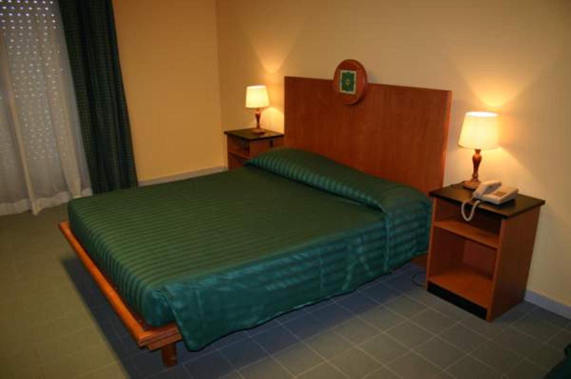 อัลแบร์โก เอเธเนียม Hotel ปาแลร์โม ห้อง รูปภาพ